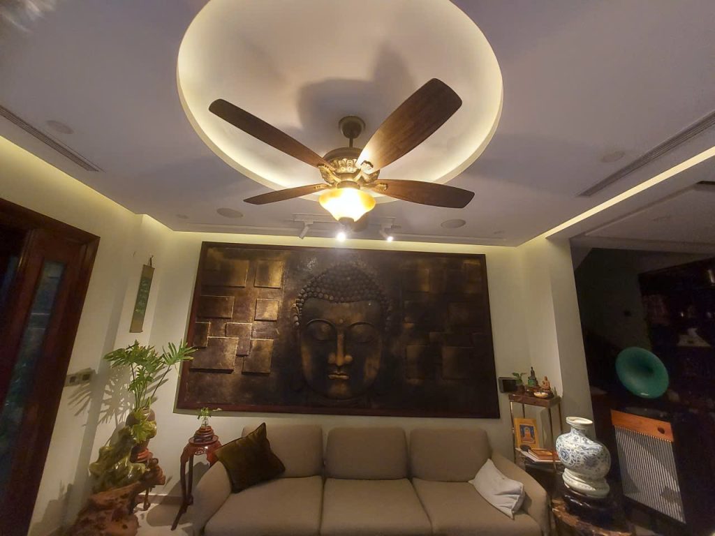 Quạt 5 cánh cho phòng khách cổ điển